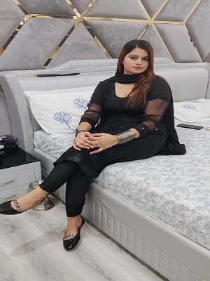 Call Girl in Janjgir Champa
